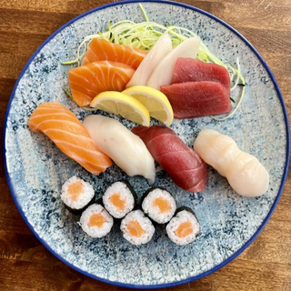 Sushi Combinado(Menú A)