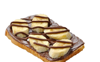 Тост с шоколадной пастой и бананом