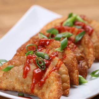 Deep fried beef dumplings 