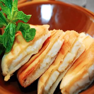 Arayes de queso al Karma