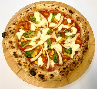 Pizza No. 8  Pollo e broccoli