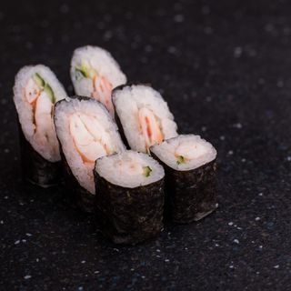 Маки з креветкою