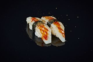 Ika nigiri 2szt.	