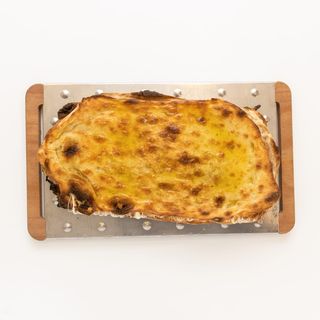 Pinsa schiacciata ripiena cotto e mozzarella