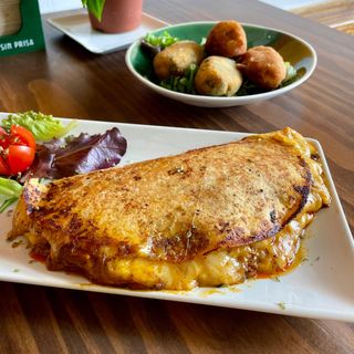 Quesadilla De Cochinita Pibil