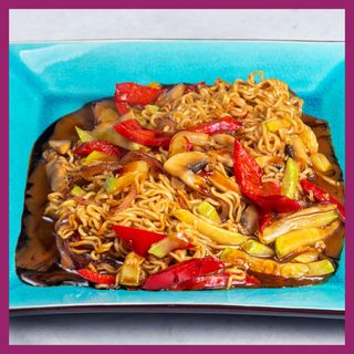 Mie Goreng sa škampima