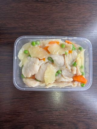 Pollo con ananas