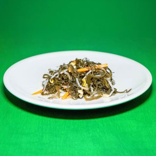 Insalata di alghe wakame