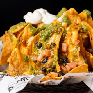 Nachos Con Chile De Angus