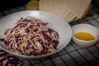 Salată de varză proaspătă