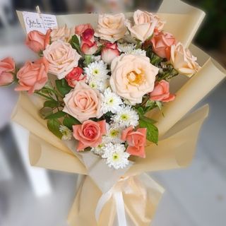 Roses Saumon & Orange & Chrysanthème