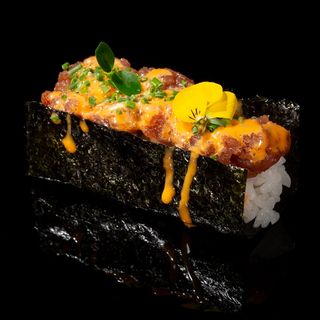 Te5. Temakizushi spicy tuna un pezzo