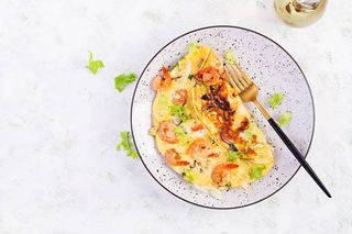 111) Omelette con gamberi