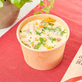 Ciorbă rădăuțeană „Warm-Up Stop”