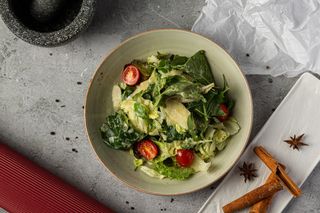 Салат тропический (180гр)