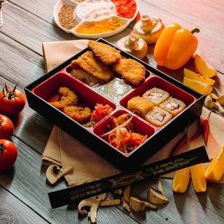 Бенто ланч с курицей