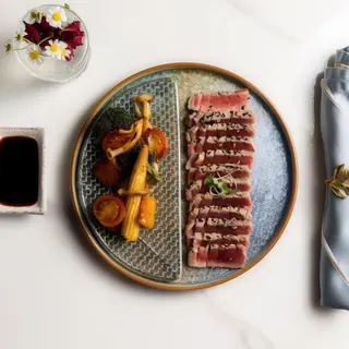 84 Tataki atún