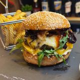 ბურგერი რომელსაც სახელი ვერ მოვუფიქრეთ 