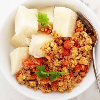 Igname Araignée Et Aux Œufs Pané