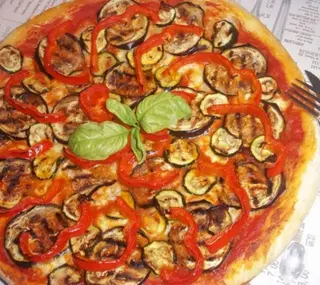 Pizza vegetariana bufala