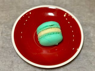 Макаронс «Груша-Дорблю» (30g)