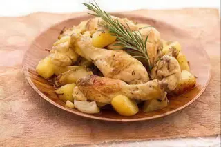 Mezzo pollo con patate