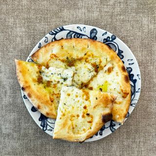 PANE AGLIO MOZZARELLA