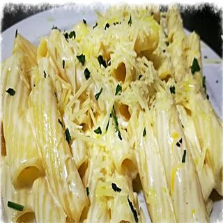 Macarrones Cuatro Quesos