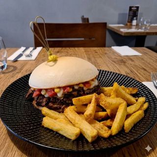 Plato Barros Luco Patrón