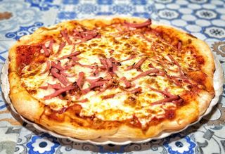Pizza De Jamón York (33 Cm.)