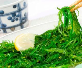 300. Ensalada De Algas Wakame