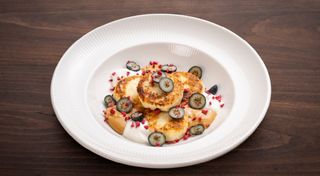 Сирники з соусом три молока