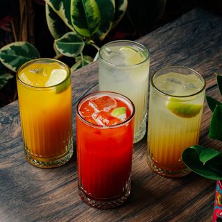 LEMONIADA GREJPFRUT 0,4L