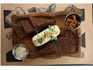 Паштет печінковий з грінками (160/135/50/50g)