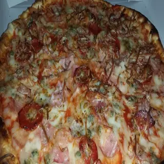 Pizza Española (28 Cm.)