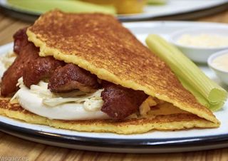 Cachapa De Cerdo Con Queso Y Mantequilla (1 Ud.)