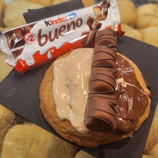Crumble cookies Kinder Bueno 