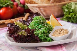 Салат "Чукка-сарада"