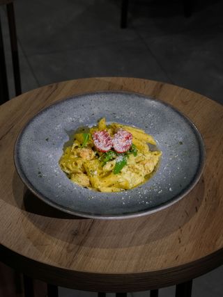 Pasta sa piletinom i pesto sosom