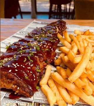 ⁠Costillas Glaze Barbacoa