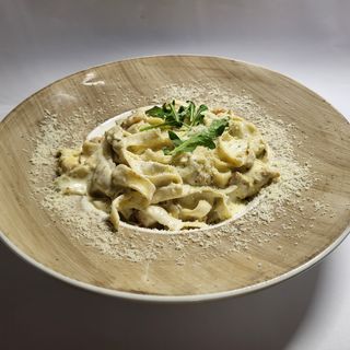 Taljatele piletina pesto