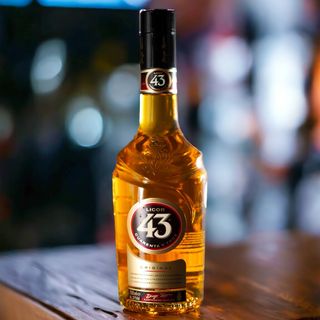 LICOR 43