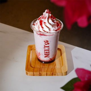 Milkshake Red Velvet