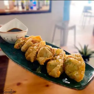 Gyosas de verduras fritas