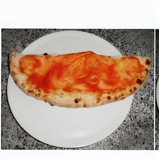 Calzone napoletano