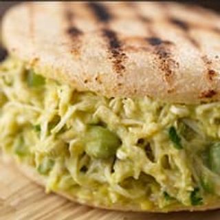 Arepa de Reina Pepiada