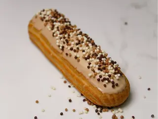Еклер Карамельний (220g)