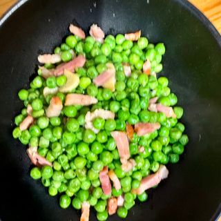 Guisantes con bacon