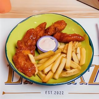 Pollo frito, pohovana piletina