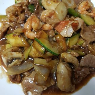 112. Familia Feliz (Surtidos Salteados)